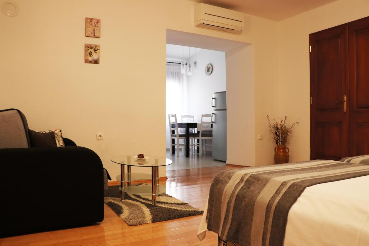 Apartment Ana