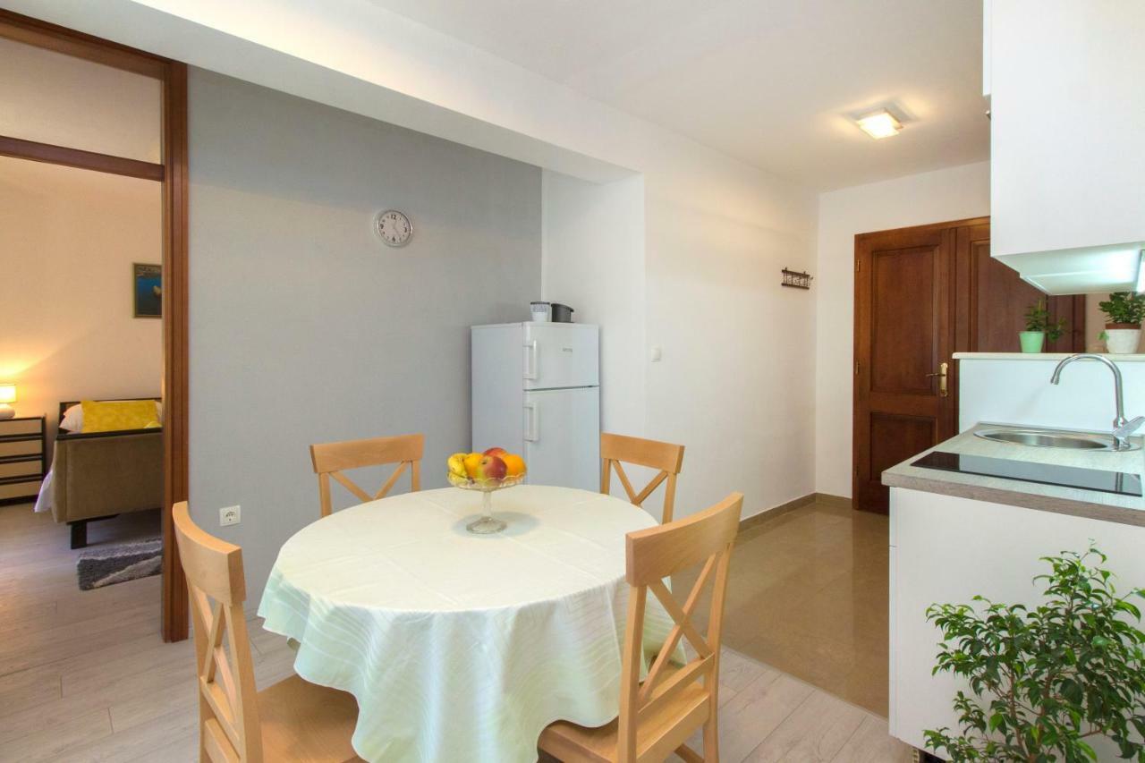Apartment Ana