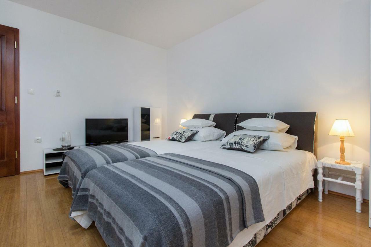 Ana Apartment